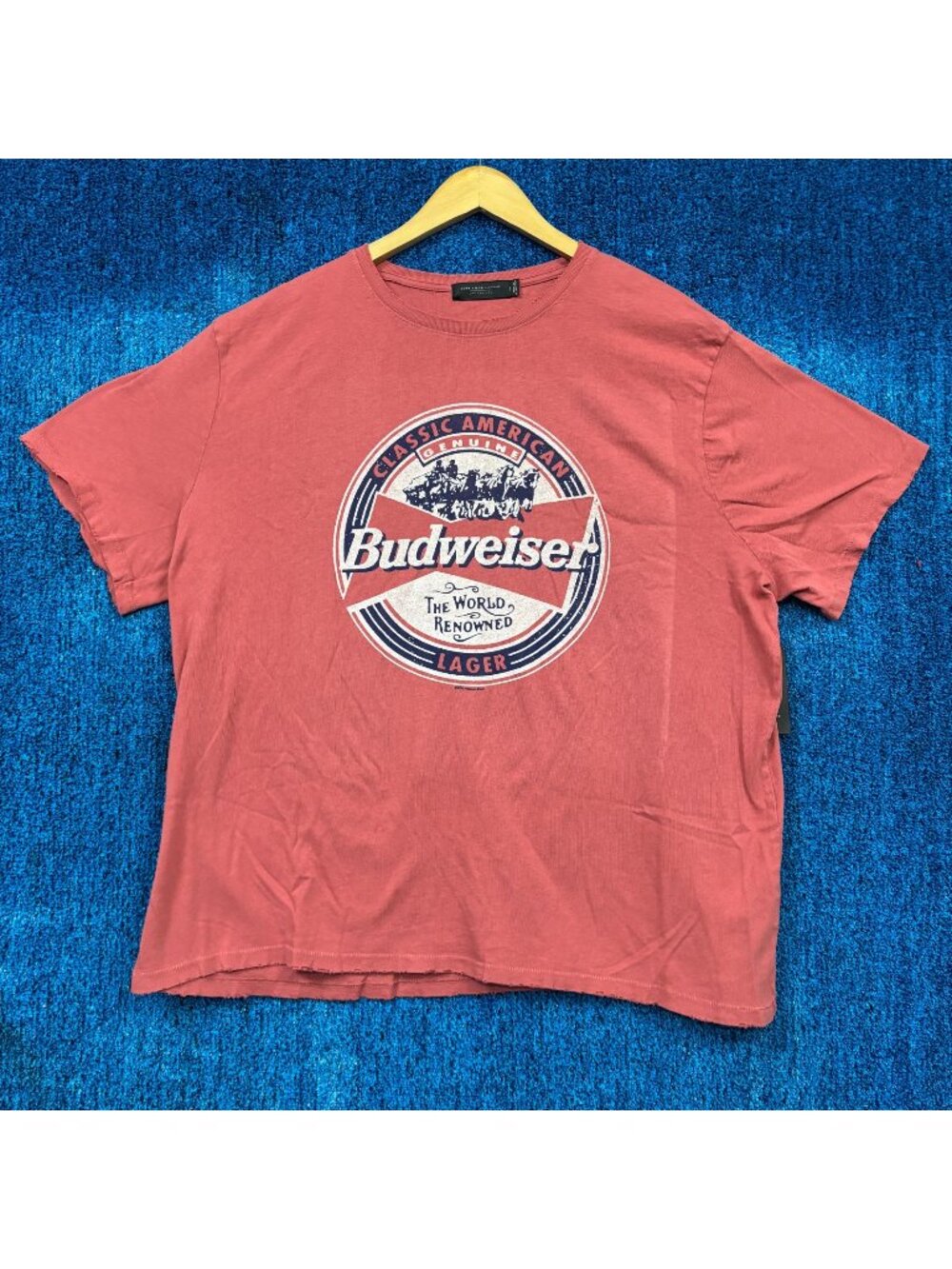 The World Renowned Budweiser Genuine American Lager Tee XXL